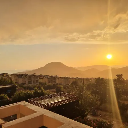 ヴィラ Detached Modern 4 Bedroom Villa At Ovacik Oludeniz フェティエ